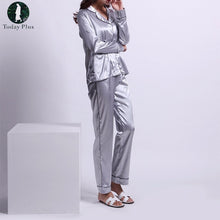 Load image into Gallery viewer, 2019 New Fashion Women Pajama Sets Spring Silk Solid Turn-Down Collar Long Sleeve  5 Colors Sleepwear Loungewear All Seasons